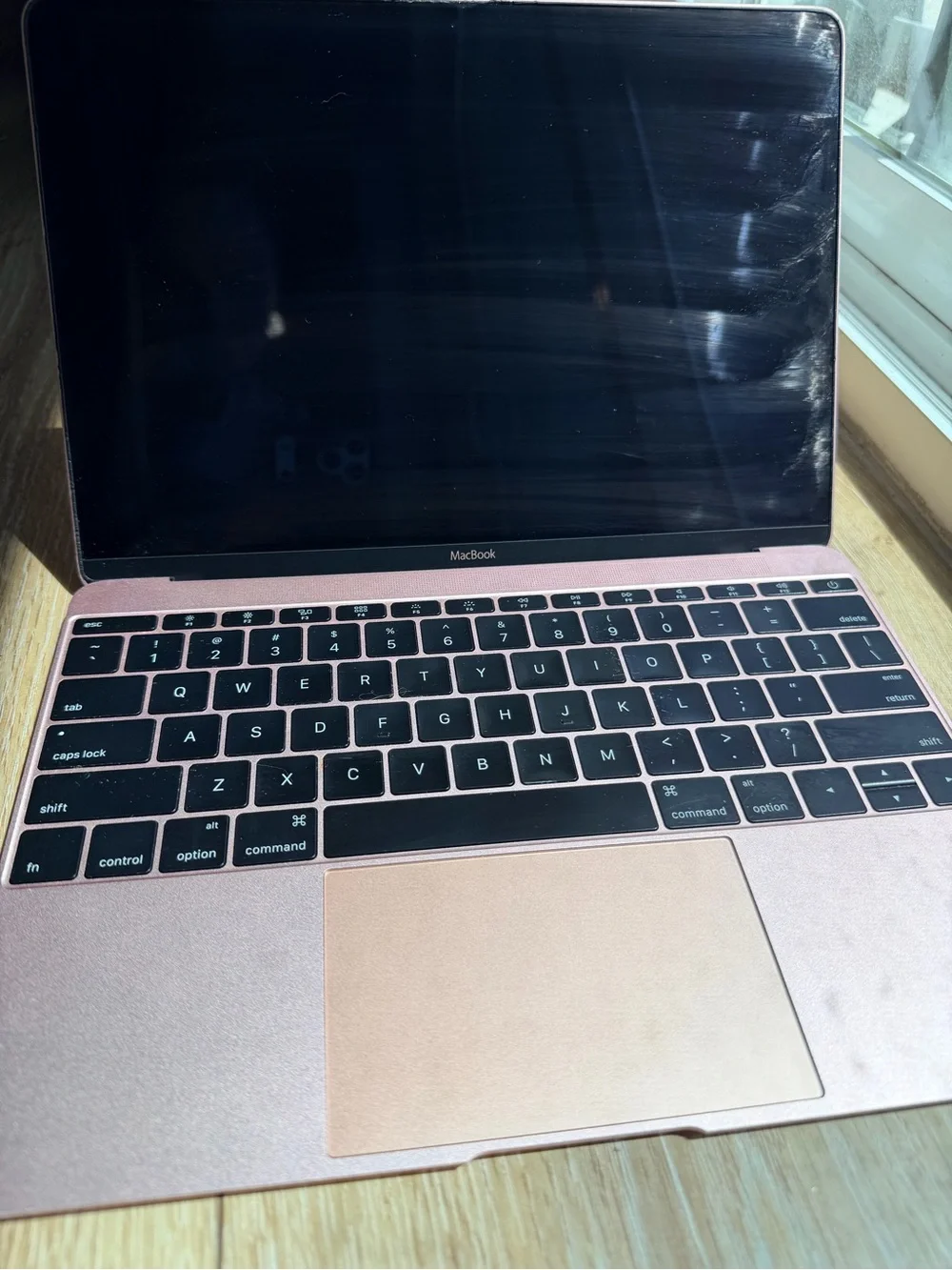 Apple MacBook Air 2016 version 12” rose gold
